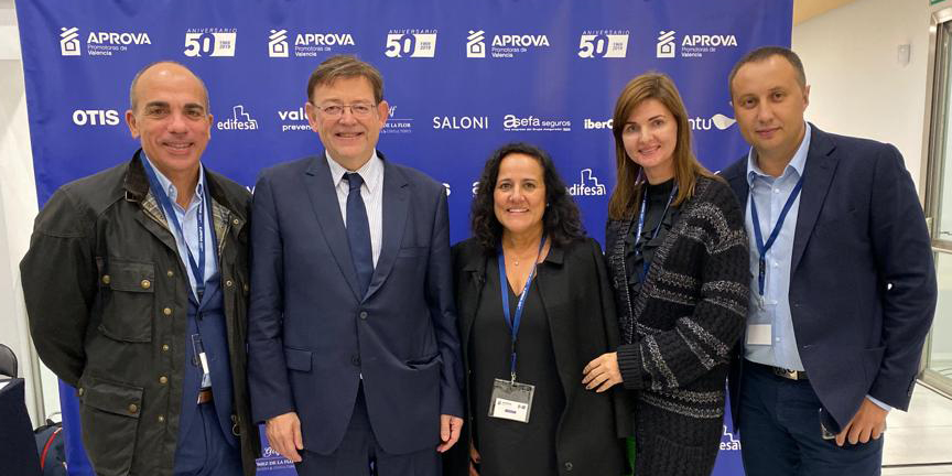 Gómez de la Flor participa y colabora en el 50 aniversario de APROVA